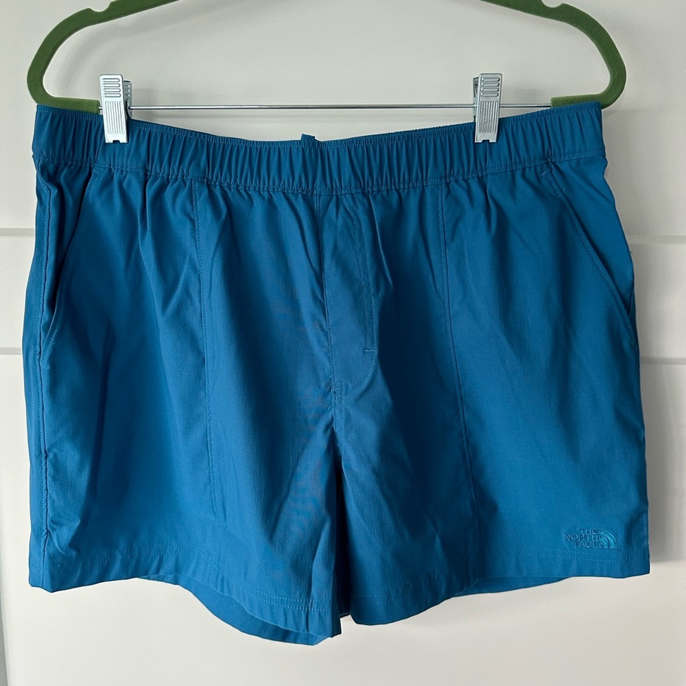 The North Face men’s shorts, BNWT